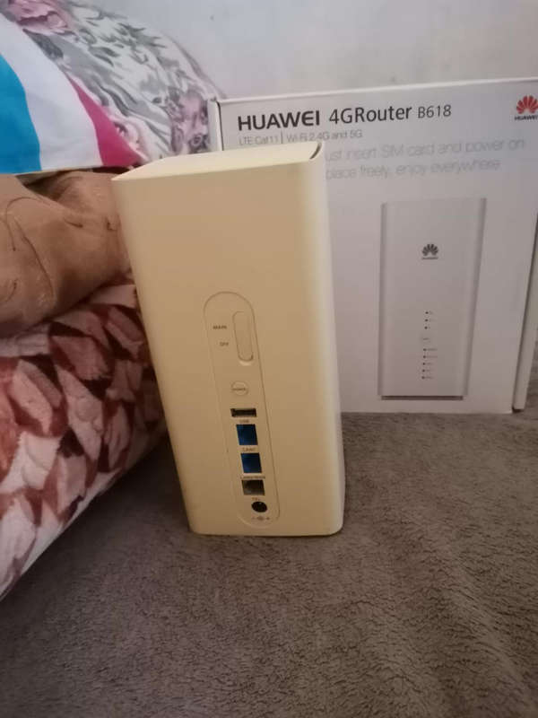 Huawei B618s-22d 4G LTE wi-fi router