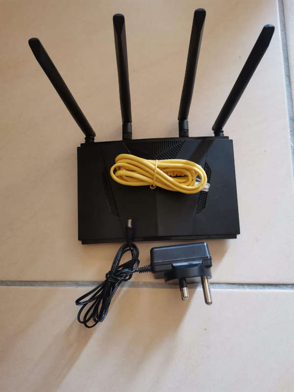 D-link DWR-956R 4G LTE/Fibre wifi router