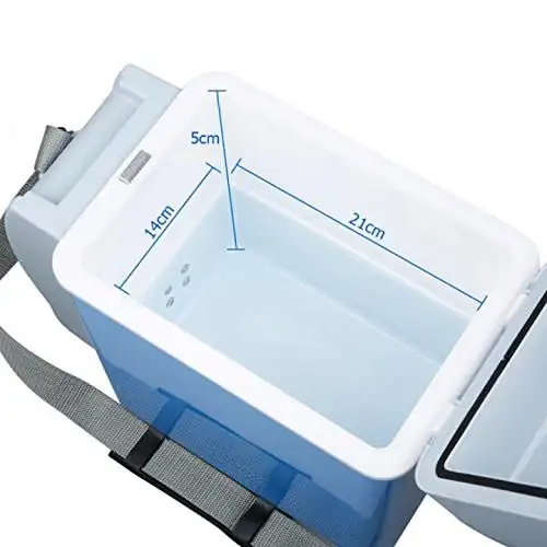 12V 7.5L Car Mini Car Travel Refrigerator ABS Multi-Function Freezer Insulation