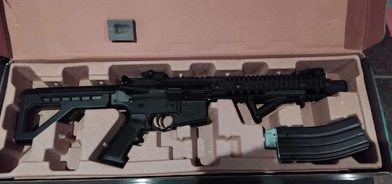 Crosman DPMS SBR FULL AUTO Steel BB Rifle