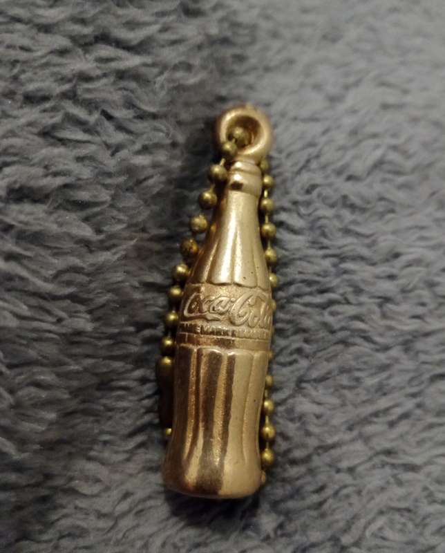 Memraibillia Miniature Coca Cola Bottle Keychain
