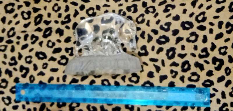 Beautiful Decorative Wild Boar Hog Glass Sculpture/ Paperweight . Collectable