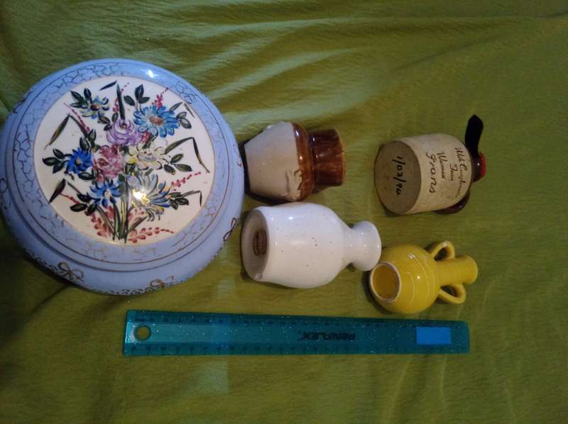 Job lot 02