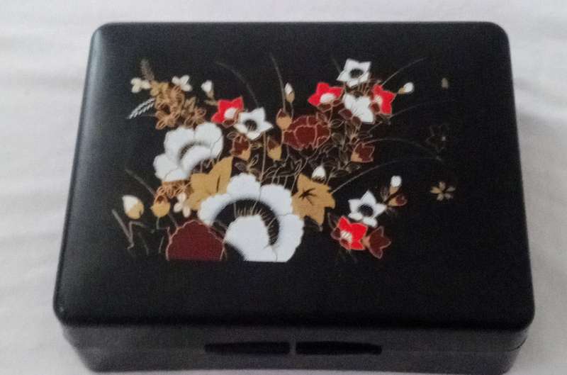 Beautiful Floral Plastic Jewelry Box