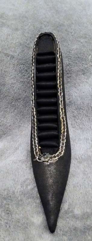 Vintage Black Shoe Ring Holder
