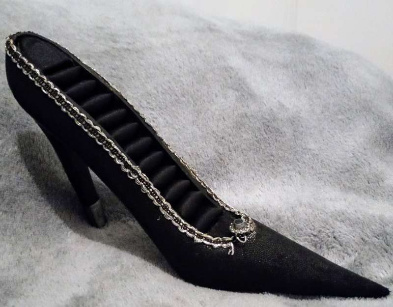 Vintage Black Shoe Ring Holder