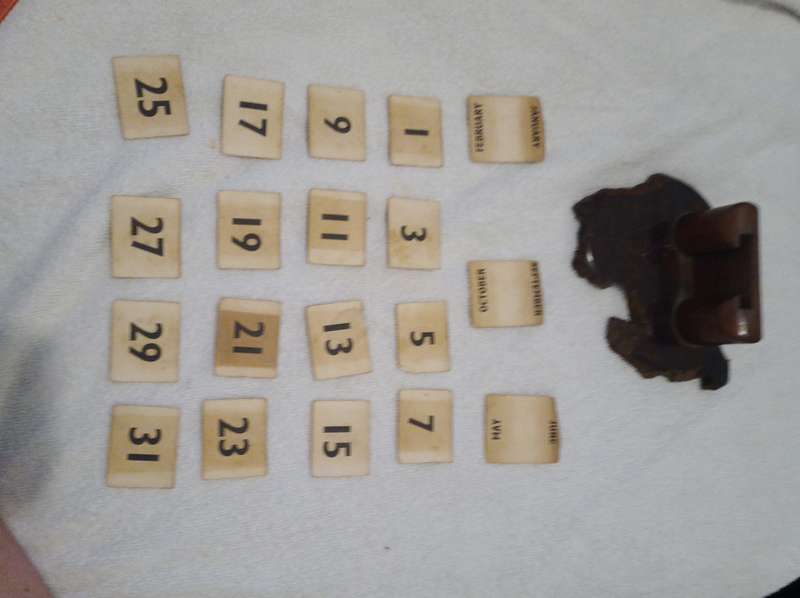 Vintage Antique Hand Made Weatherwoods Desk Calendar.