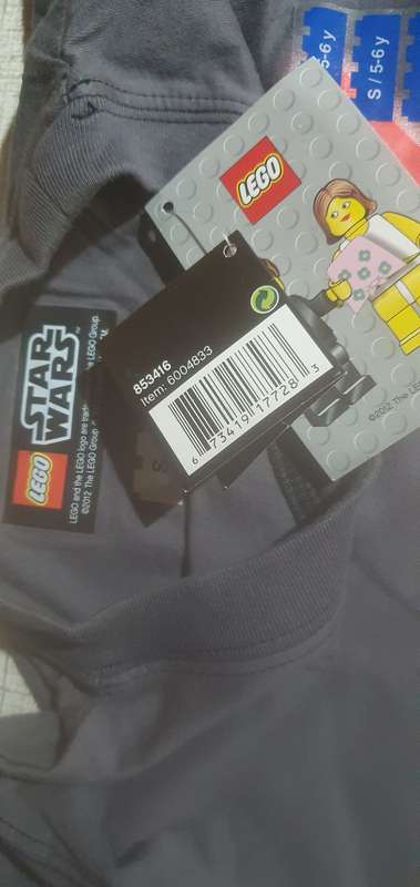 LEGO Star Wars T-shirt branded merchandise clothing (5-6yrs)