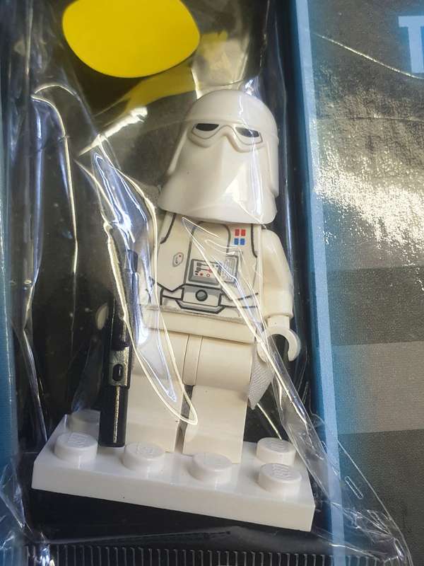 The Official Stormtrooper Training Manual LEGO Star Wars