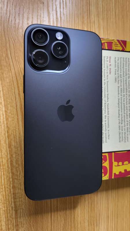 Apple - iPhone 16 Pro Max - 256GB - Black Titanium - Excellent Condition