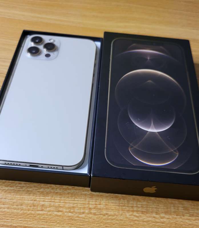 Apple - iPhone 12 Pro Max - 256GB - Gold - Very Good Condition
