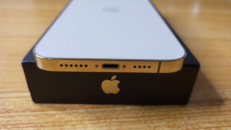 Apple - iPhone 12 Pro Max - 256GB - Gold - Very Good Condition