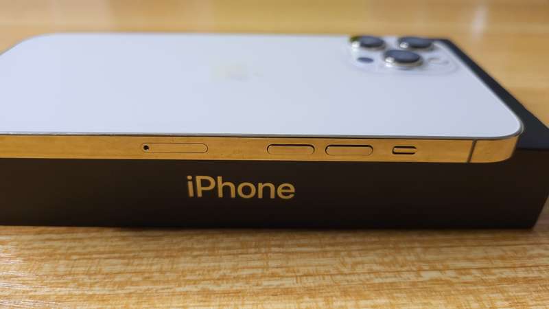 Apple - iPhone 12 Pro Max - 256GB - Gold - Very Good Condition
