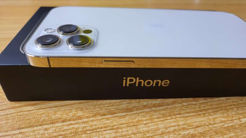 Apple - iPhone 12 Pro Max - 256GB - Gold - Very Good Condition