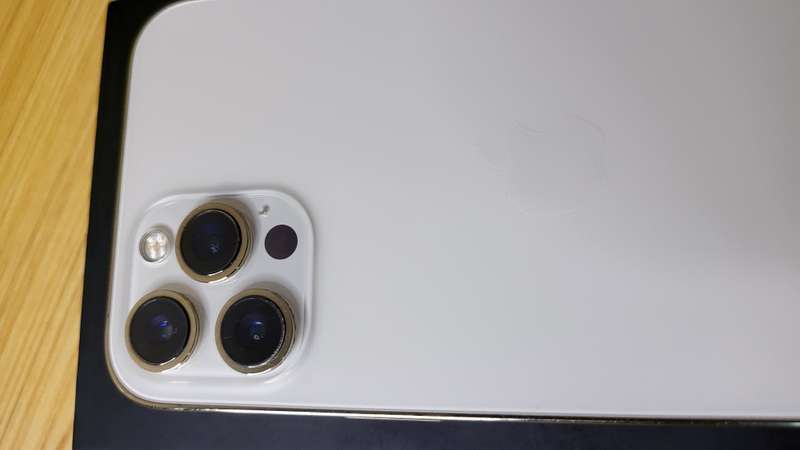 Apple - iPhone 12 Pro Max - 256GB - Gold - Very Good Condition