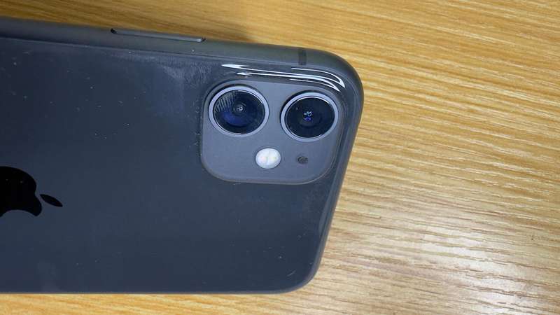 Apple iPhone 11 - 128 GB - Black