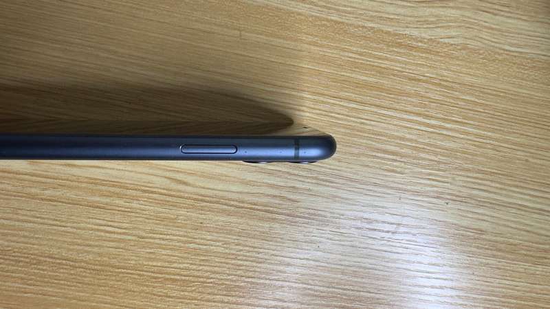 Apple iPhone 11 - 128 GB - Black