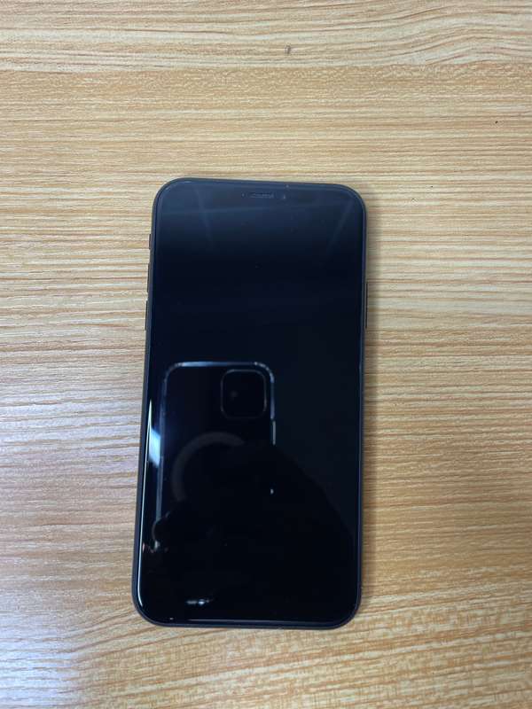 Apple iPhone XR - 64 GB - Black