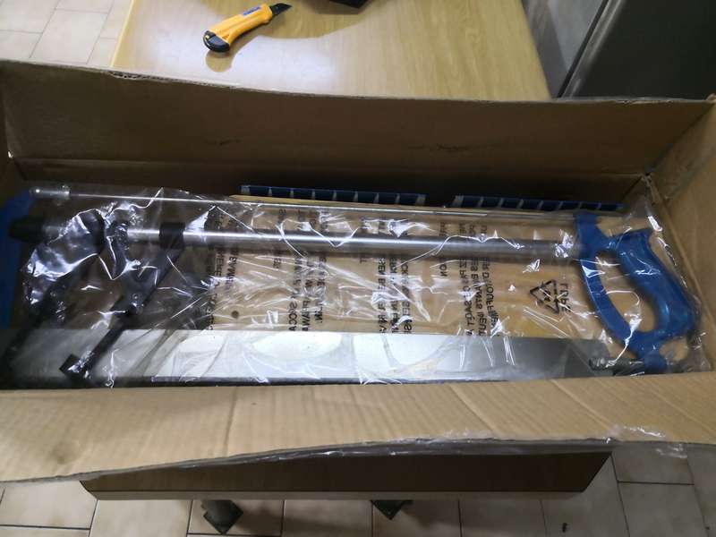 Topline Mitre Saw 550mm Precision Mitre Box Set, 11 Predefined Angles, Adjustable Depth