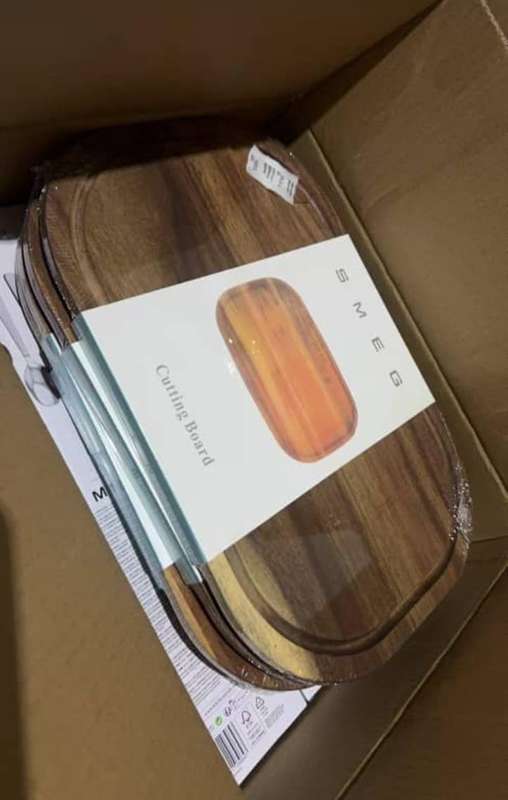SMEG WOODEN CUTTING BOARD