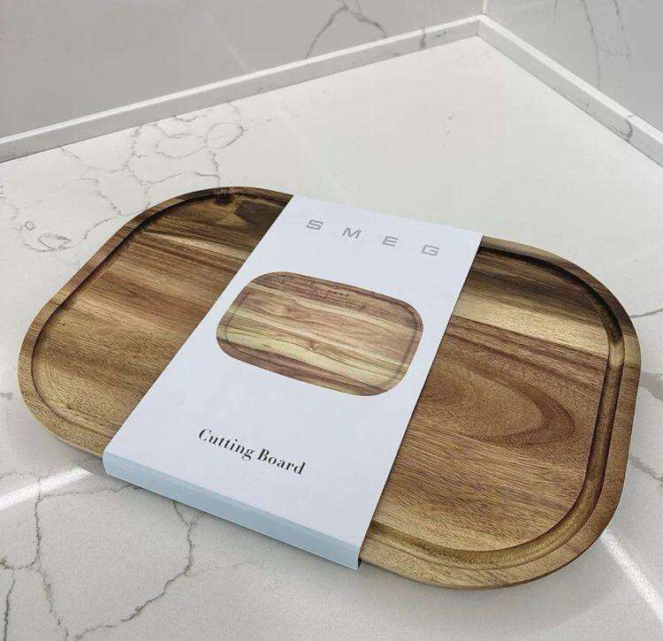 SMEG WOODEN CUTTING BOARD