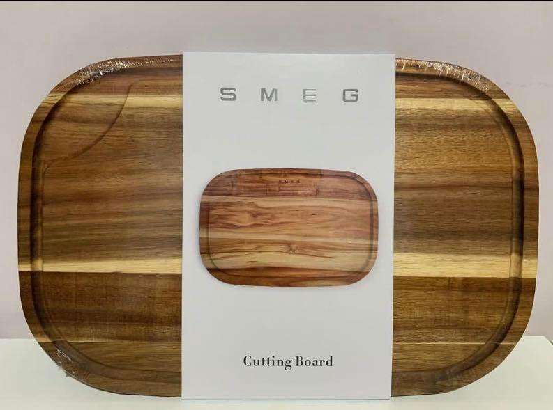 SMEG WOODEN CUTTING BOARD