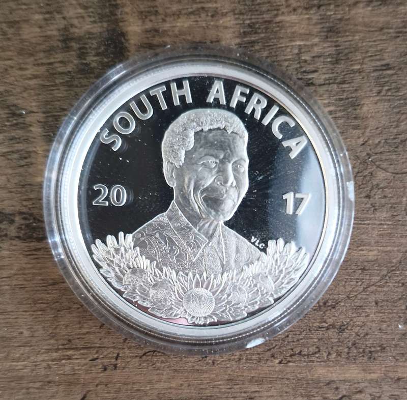2017 R1 Sterling-Silver Protea (Life of a Legend - Nelson Mandela)