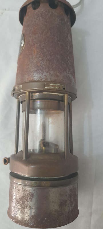 Victor Kent Wolf Lamp (Miners Lamp)