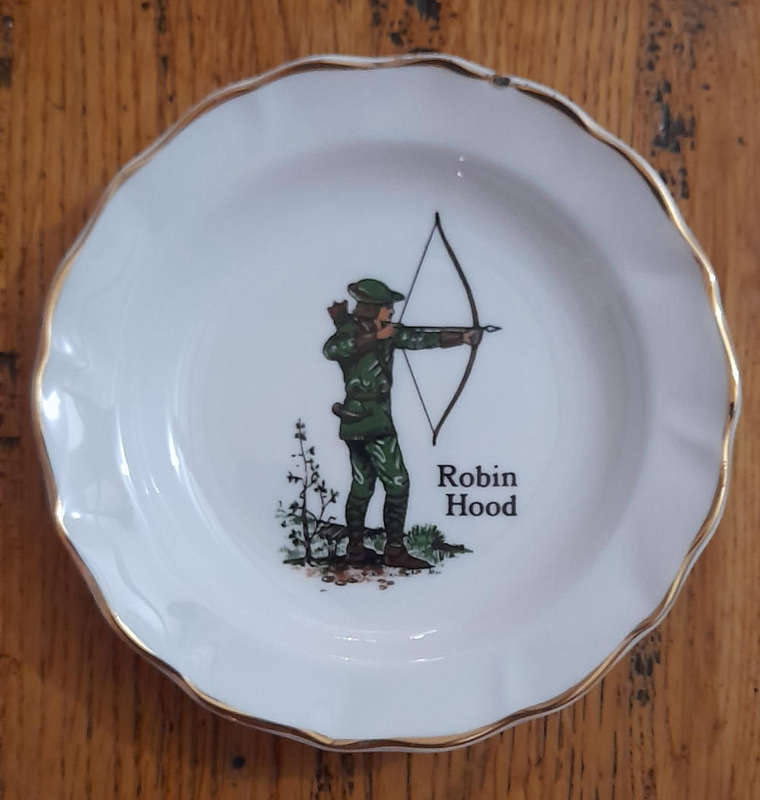Staffordshire 'Robin Hood' Trinket Plate
