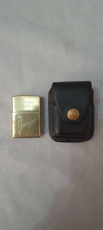 Zippo in Leather Pouch - Chesterfield