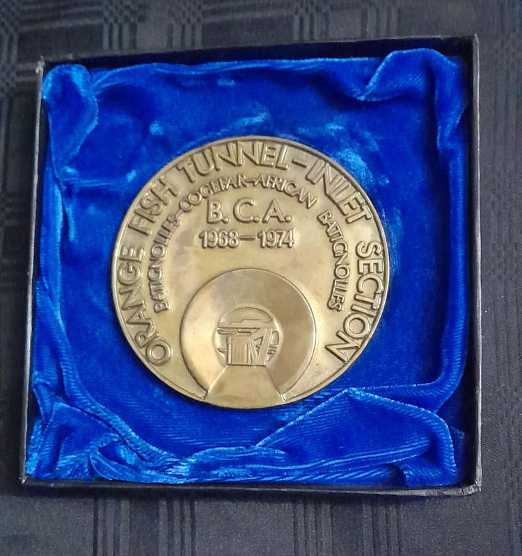 Commemorative Medal, Orange Fish Tunnel - Inlet Section