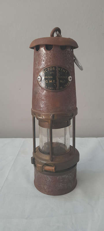 Victor Kent Wolf Lamp (Miners Lamp)