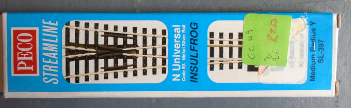 PECO N SCALE - SL-397 MED RADIUS Y POINT, BOXED
