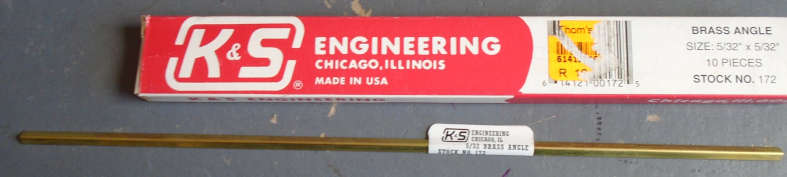 K&S ENGINEERING - 5/32 X 5/32" X 300mm BRASS ANGLE