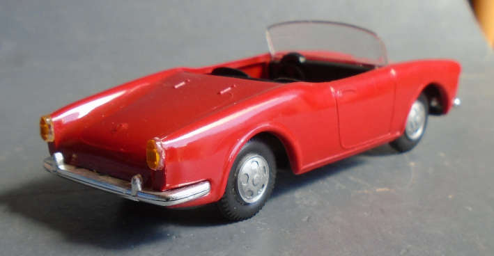POLITOYS MICROMINIATURE - RARE ALFA ROMEO GIULIETTASPIDER, PLASTIC MODEL, BOXED