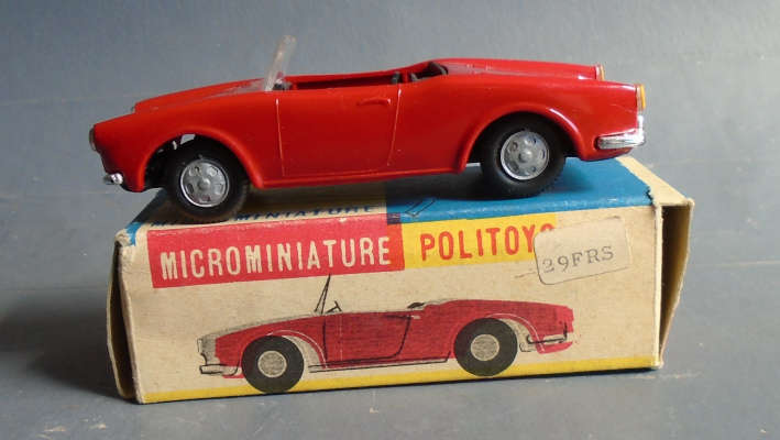POLITOYS MICROMINIATURE - RARE ALFA ROMEO GIULIETTASPIDER, PLASTIC MODEL, BOXED