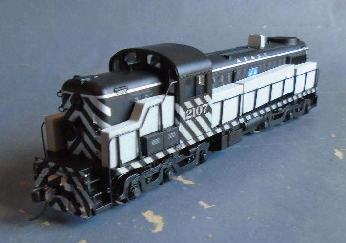 ATLAS CLASSIC HO SCALE - SANTA FE RSD-4/5 DIESEL LOCO, BOXED