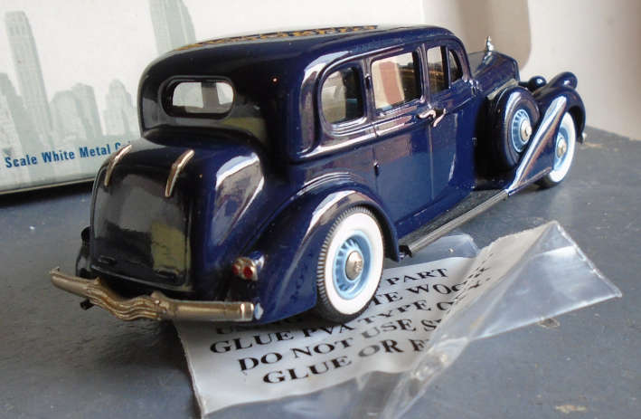 BROOKLIN 1/43 SCALE - 1935 PIECE ARROW - BOXED
