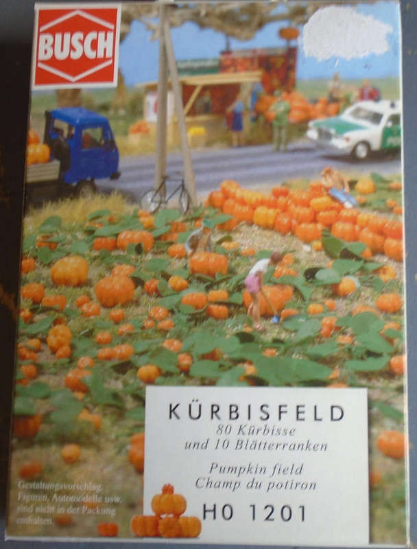BUSCH HO SCALE - PUMPKINS, BOXED