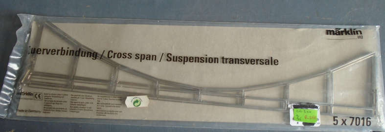 MARKLIN HO SCALE - 7016 5 X CROSS SPAN - IN PKT