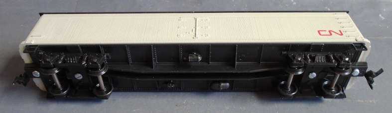 BACHMANN HO SCALE - CN CLOSED GOODS WAGON