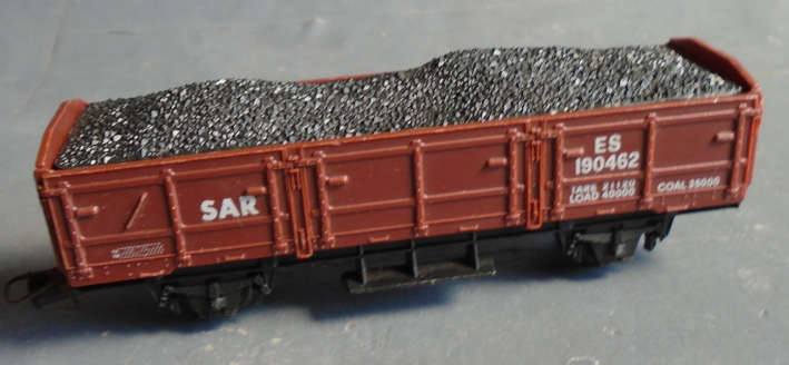 LIMA HO SCALE - SAR ES COAL WAGON WITH LOAD
