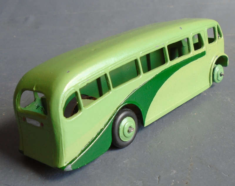 DINKY - EARLY SINGLE DEKKER BUS, NEEDS TYRES