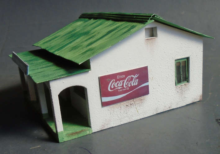 HO SCALE - SA GENERAL DEALER SHOP, FOOTPRINT 85 X 90 mm