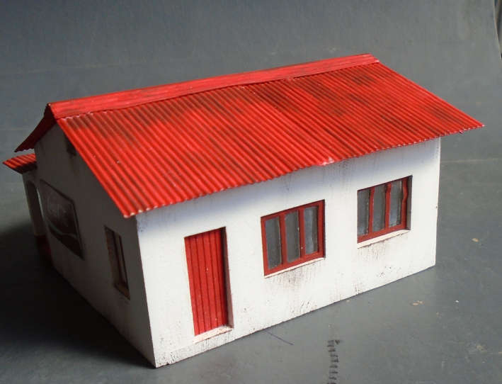 HO SCALE - SA GENERAL DEALER SHOP, FOOTPRINT 85 X 90 mm