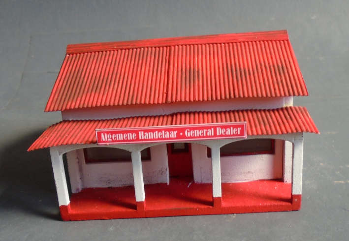 HO SCALE - SA GENERAL DEALER SHOP, FOOTPRINT 85 X 90 mm