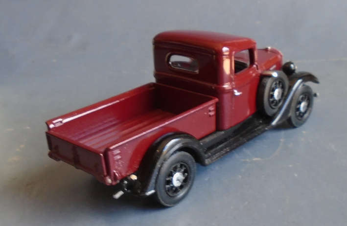 MATCHBOX 1/43 SCALE - 1934 INTERNATIONAL TRUCK - BOXED
