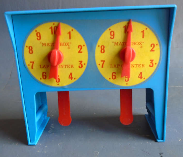 MATCHBOX SUPERFAST TRACK LAP COUNTER IN WORKING ORDER c1971