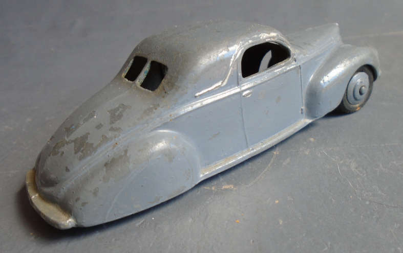 DINKY - VINTAGE LINCOLN ZEPHYR