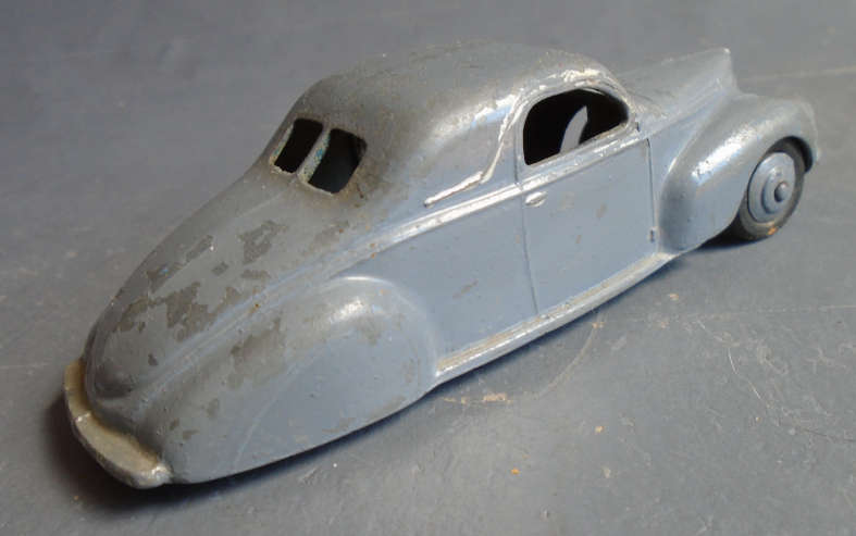 DINKY - VINTAGE LINCOLN ZEPHYR